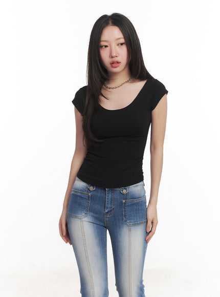 essential-slim-u-neck-crop-top-ca530 / Black