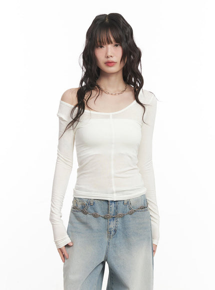 wool-blend-one-shoulder-long-sleeve-top-cm520 / white