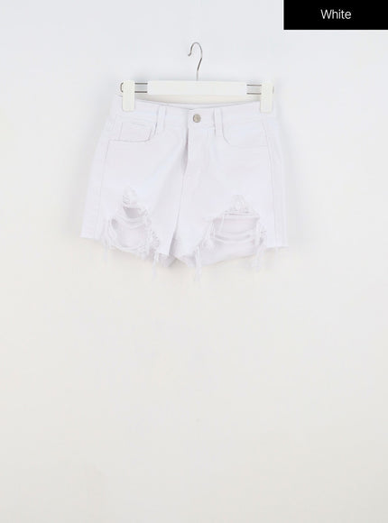 Slim Fit Ripped Shorts BY303