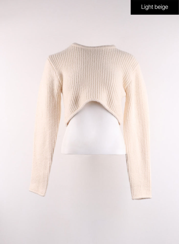 knit-long-sleeve-crop-top-cf405 / Light beige