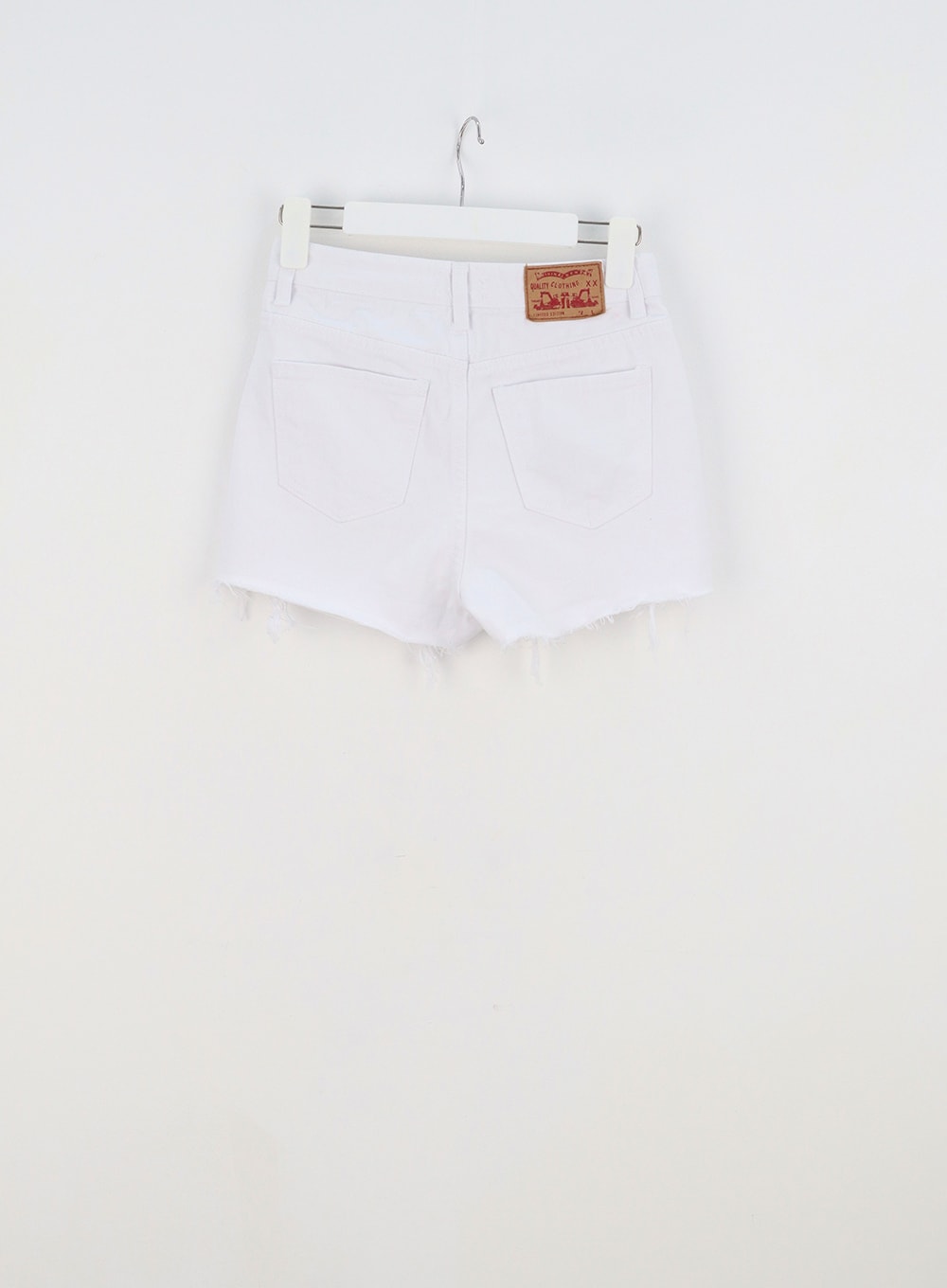 Slim Fit Ripped Shorts BY303