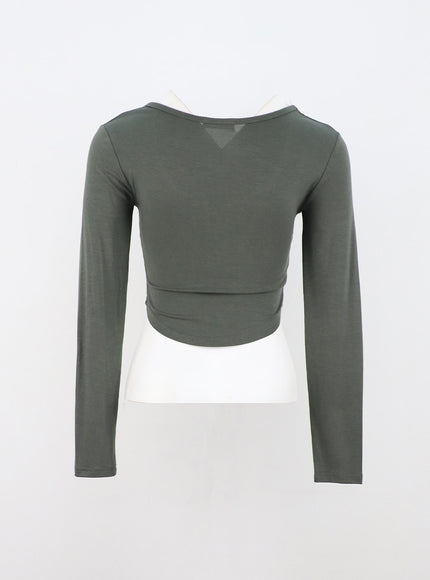 basic-u-neck-long-sleeve-crop-tee-cn303