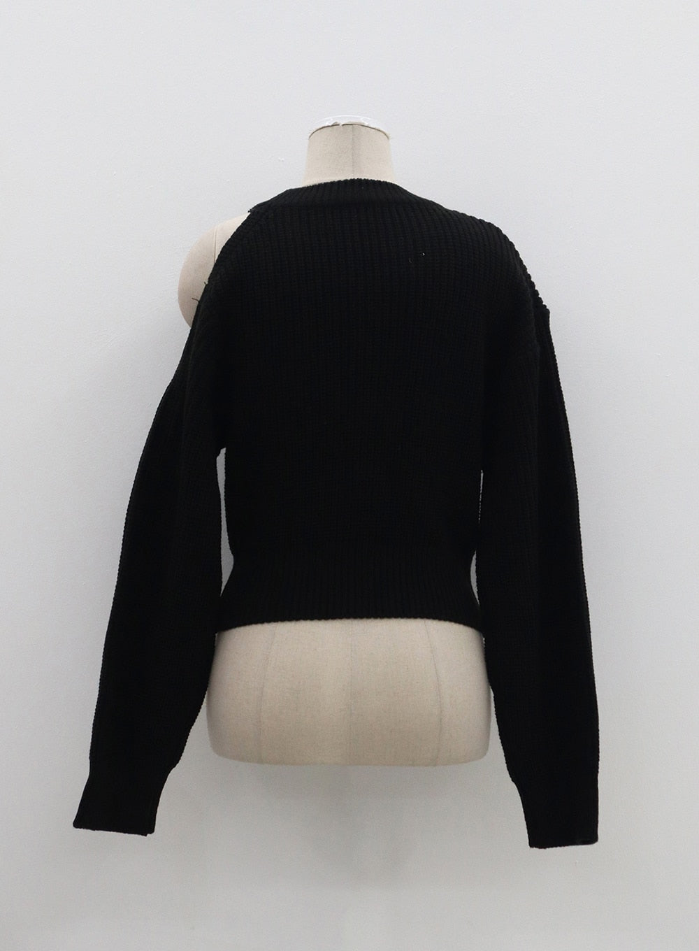 Off-Shoulder Sweater OM308