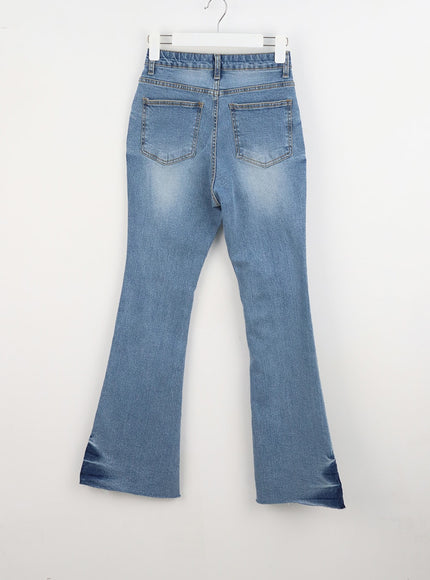 slim-fit-bootcut-jeans-iu313