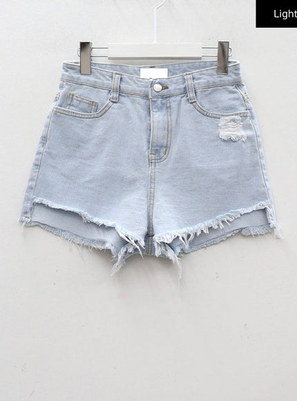Distressed Raw Hem Denim Shorts CA27
