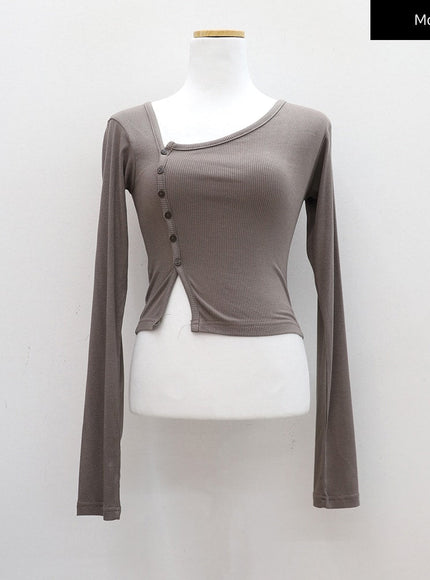 Cropped Cardigan with Diagonal Buttons CM22