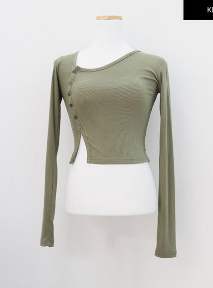 Cropped Cardigan with Diagonal Buttons CM22