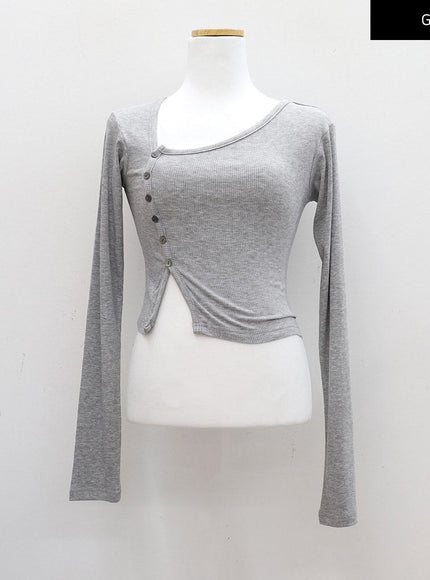 Cropped Cardigan with Diagonal Buttons CM22