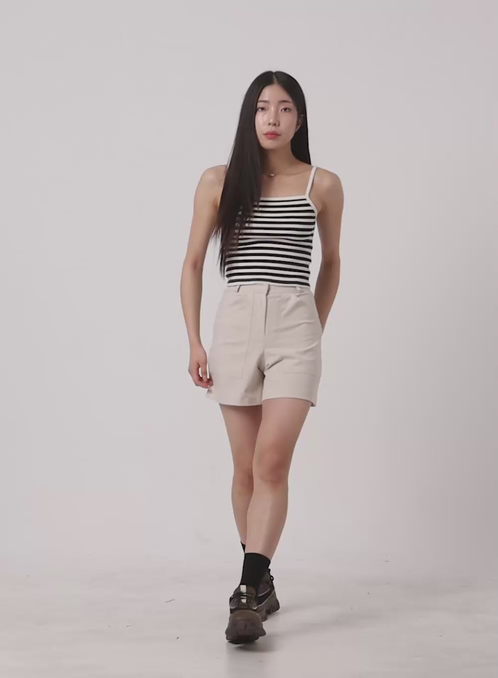 Solid Loose Fit Shorts OA429