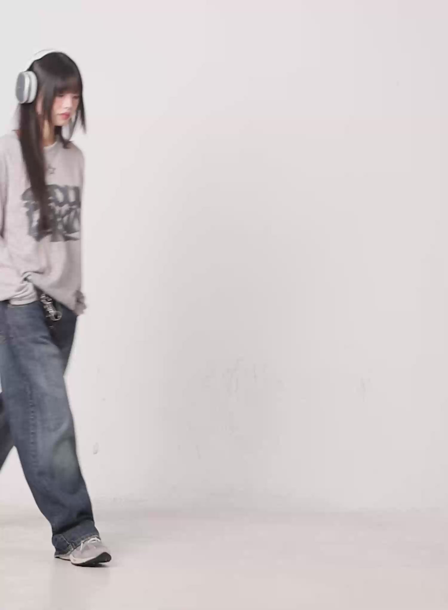 Seoul Graphic Sheer Long Sleeve Tee CN511