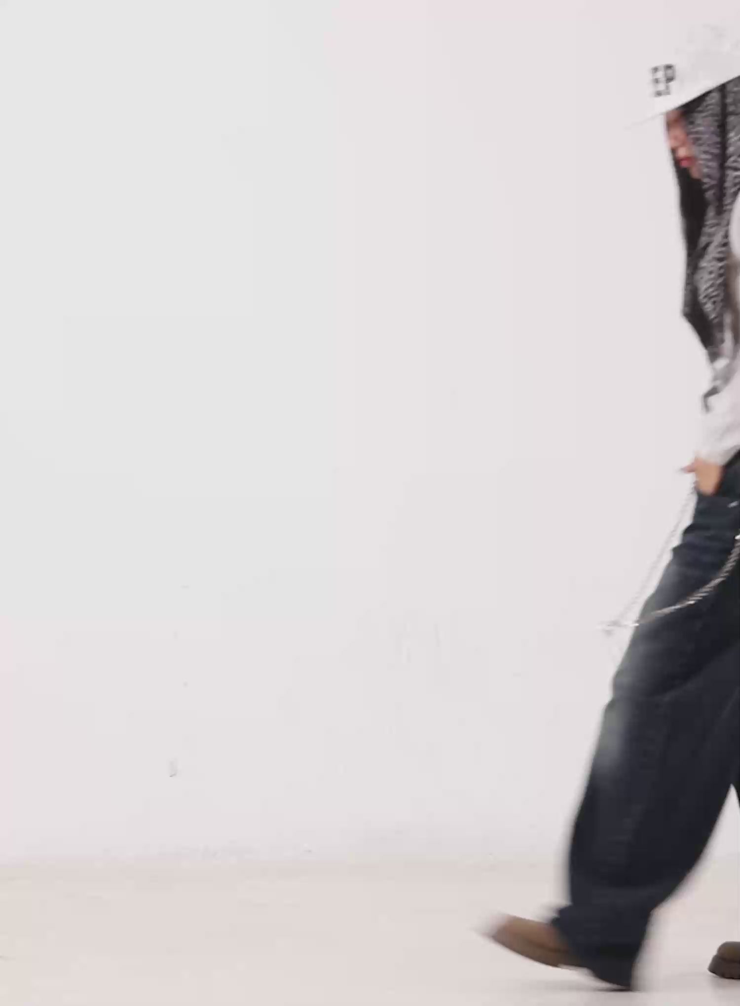 Charli Vintage Washed Wide Leg Jeans CN505