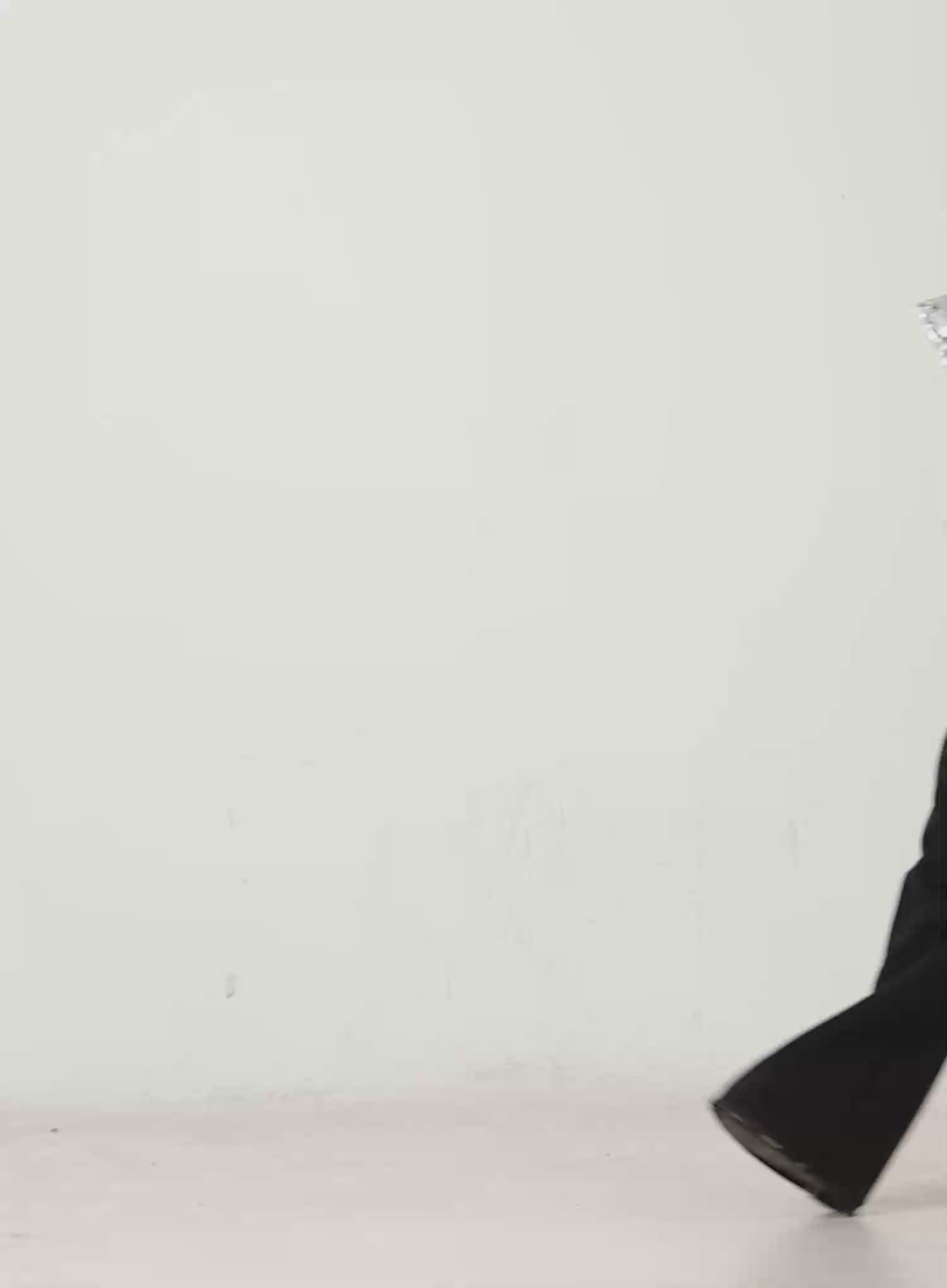 Shiny Hooded Puffer Jacket CN517