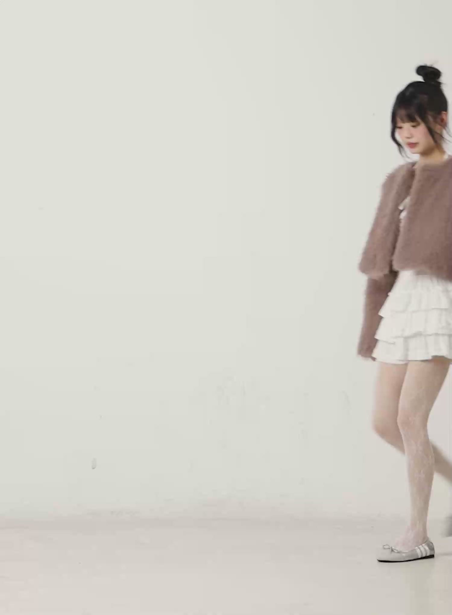 Cropped Faux Fur Jacket CN520