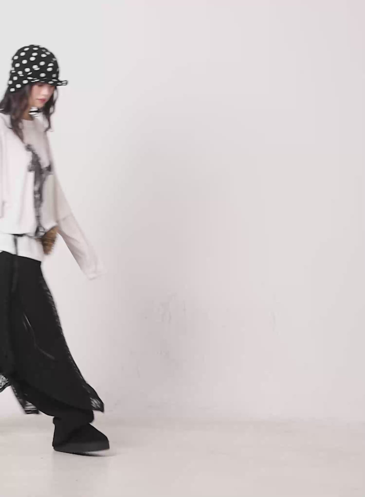 Low-Rise Wide-Leg Pants CN511