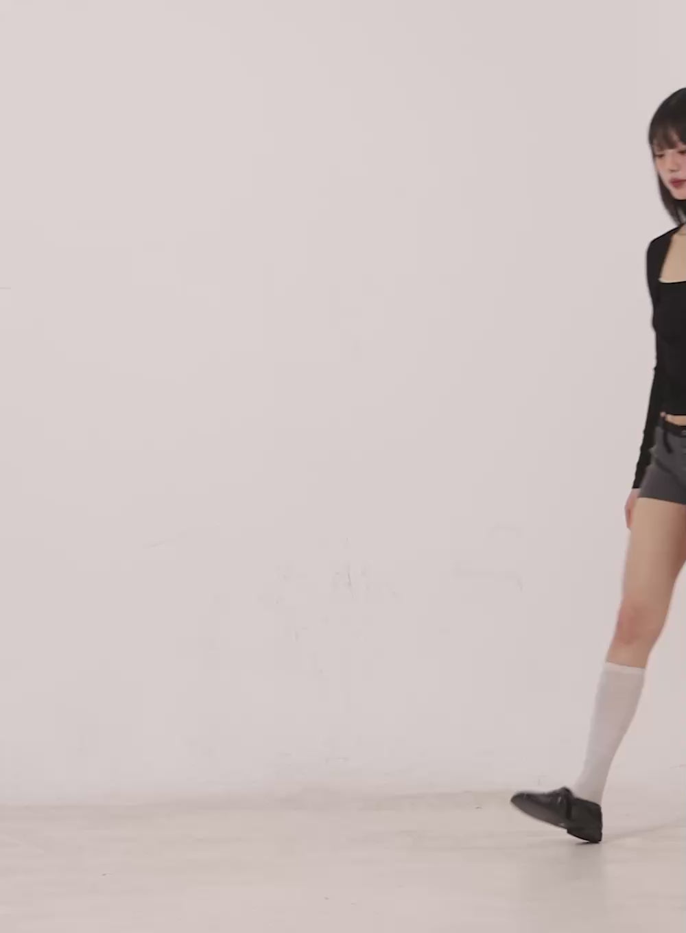 Low-Rise Buttoned Cotton Shorts CA508