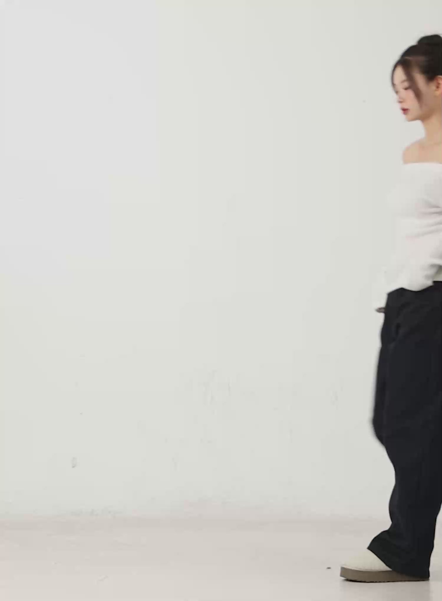 Fleece Off-Shoulder Long Sleeve Top CN519