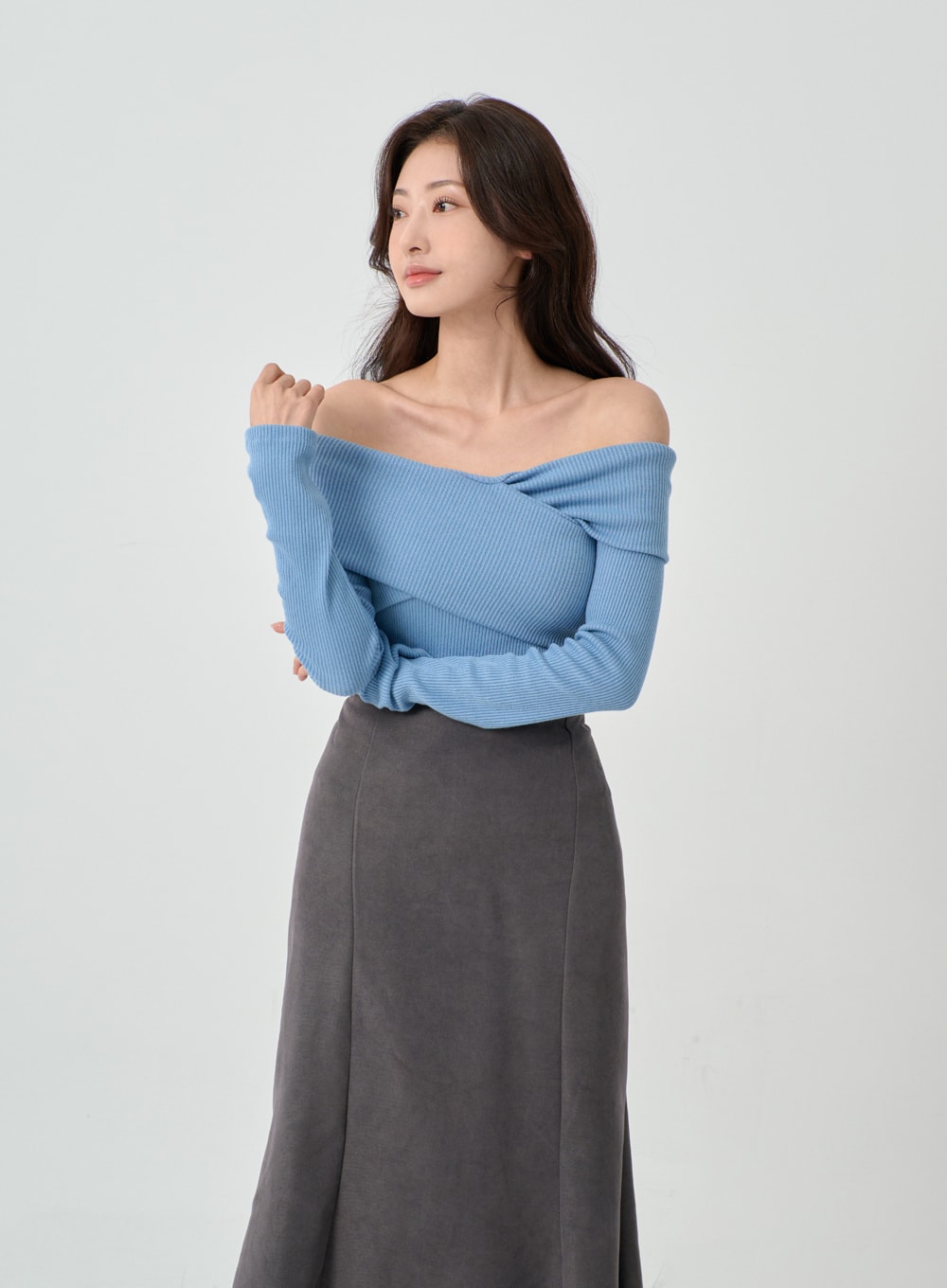 Off-Shoulder Cross Knit Long Sleeve T-Shirt IN07