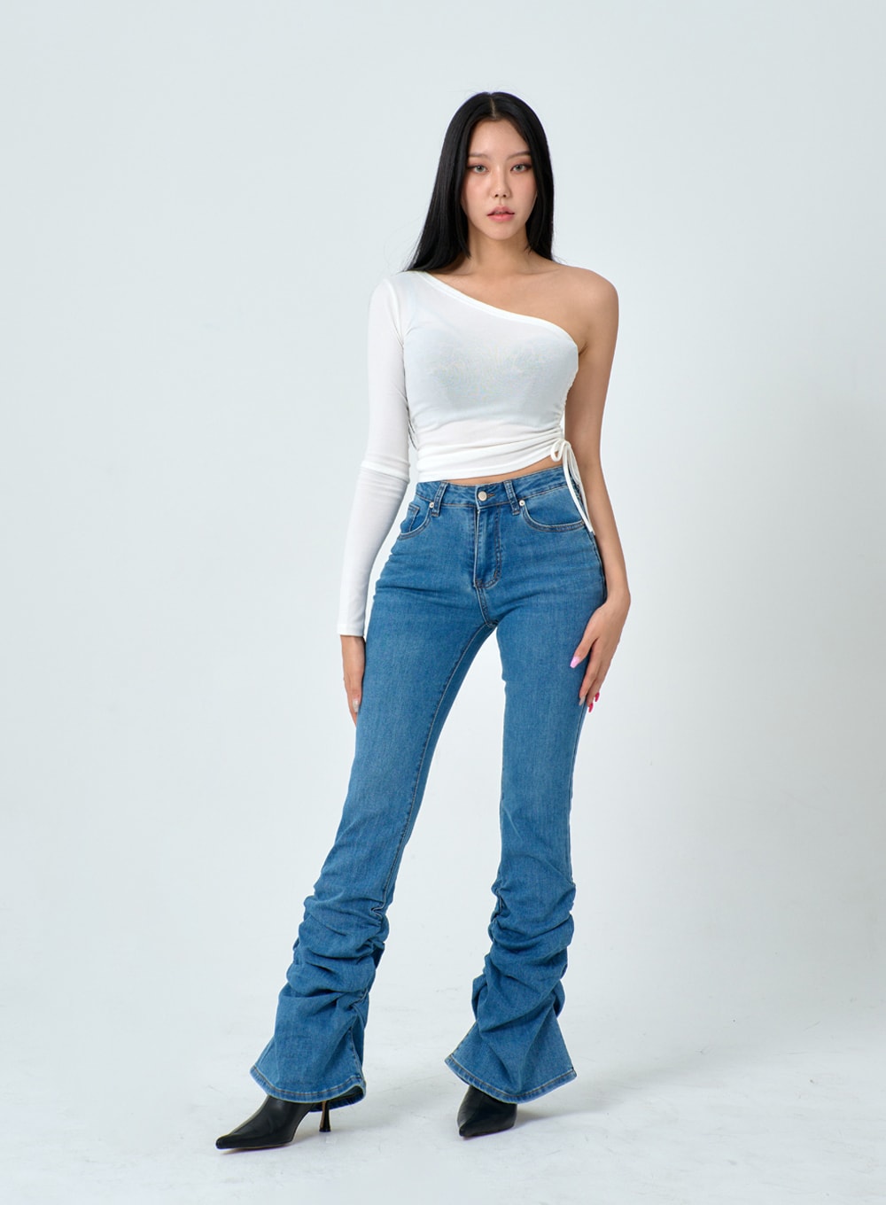 Shirring Detail Boot Cut Jeans IN25