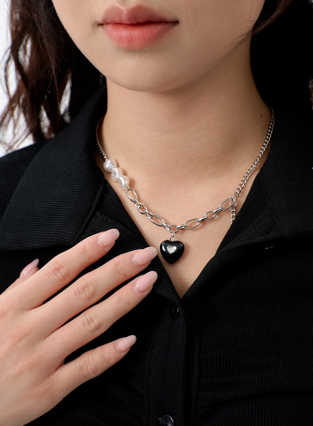 Chain Black Heart Necklace BJ326