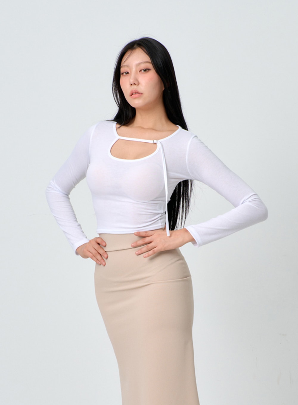 Cut-Out Cropped Top IF301