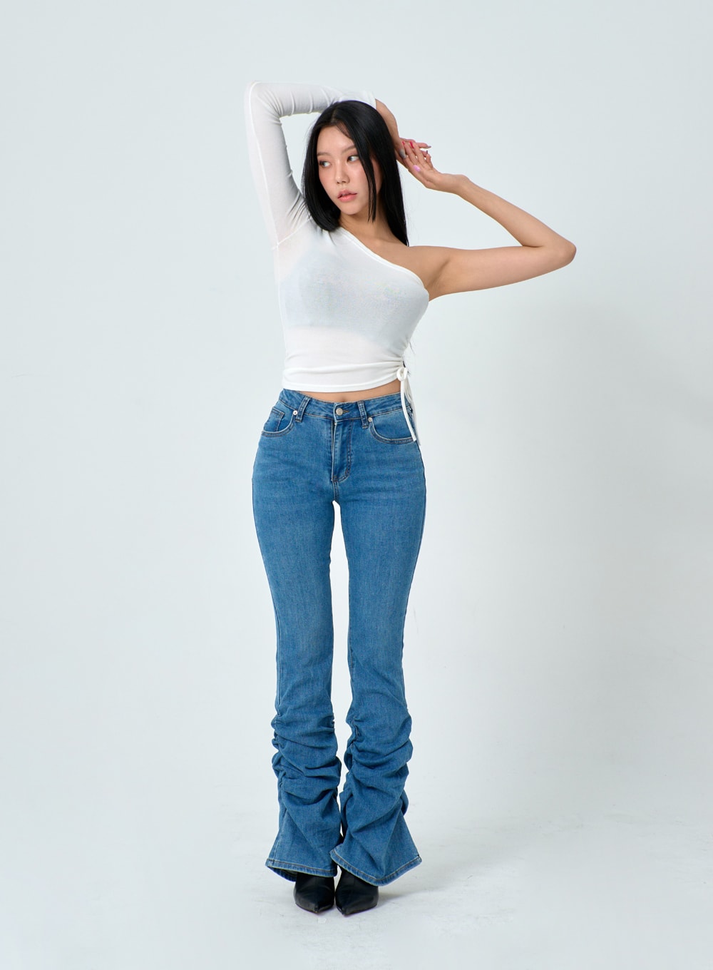 Shirring Detail Boot Cut Jeans IN25