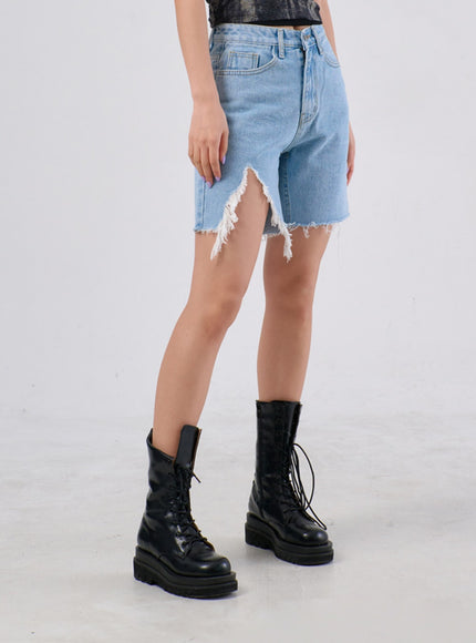 Ripped Denim Bermuda Shorts IA305