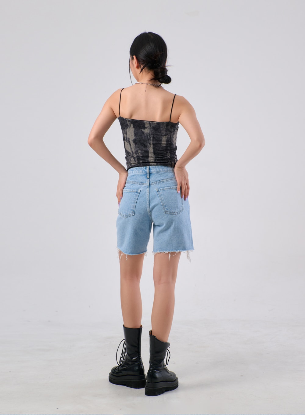 Ripped Denim Bermuda Shorts IA305