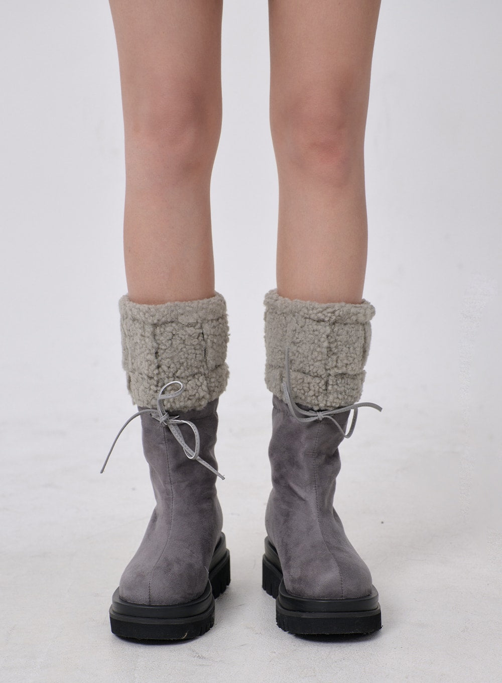 Ribbon Detail Suede Shearling Boots BD19