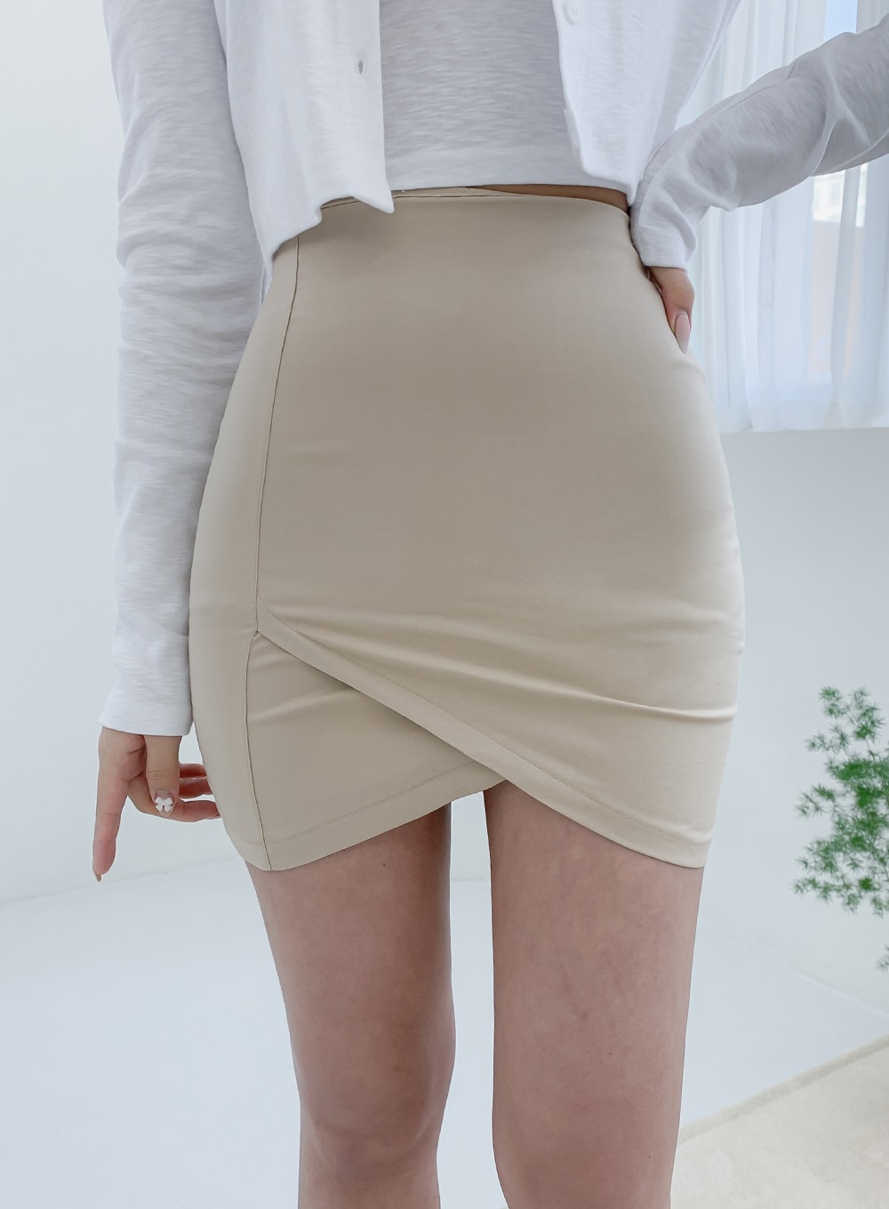 Tulip Mini Skirt IM12