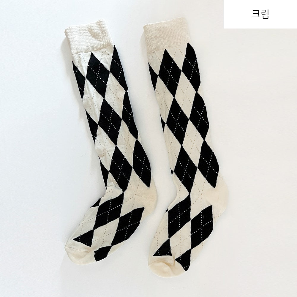 2 Pack Socks With Diamond Pattern