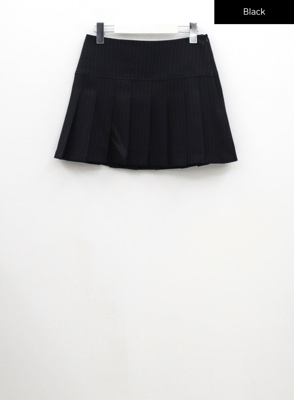 Stripe Pattern Pleated Mini Skirt CM310