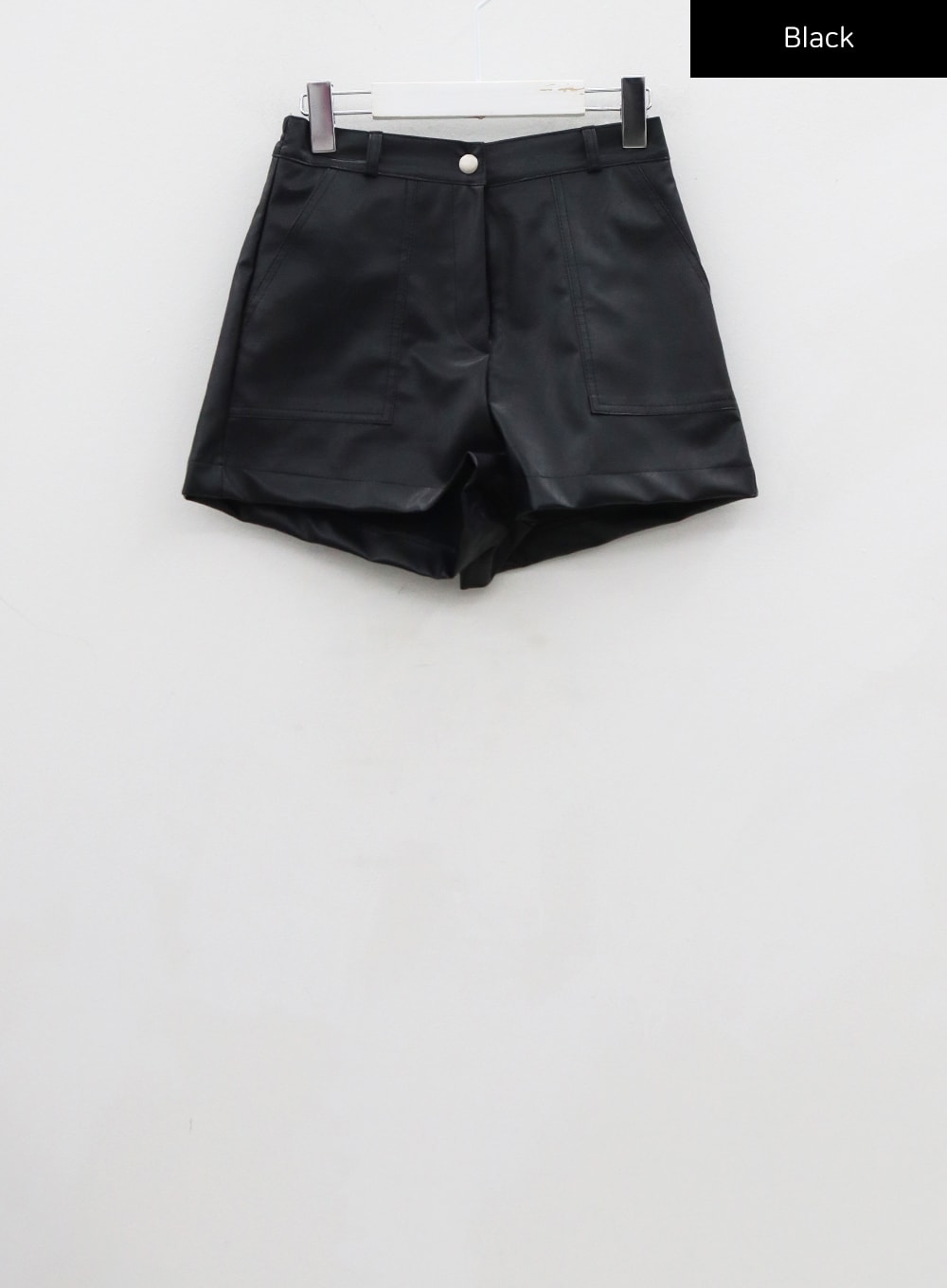 Faux Leather Short Pants CO12