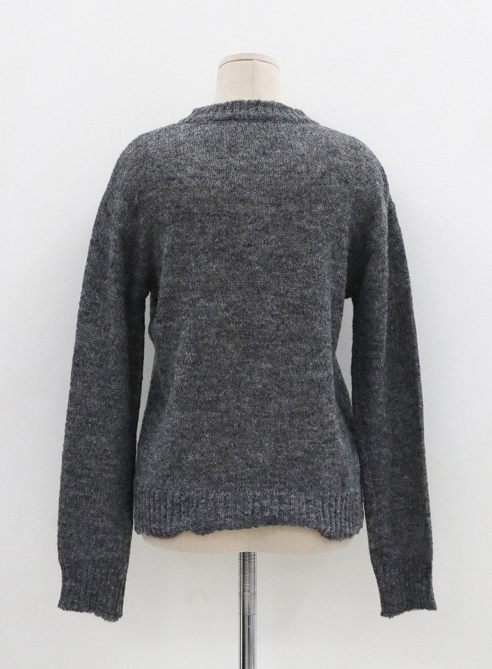 Soft V-Neck Knit OO07